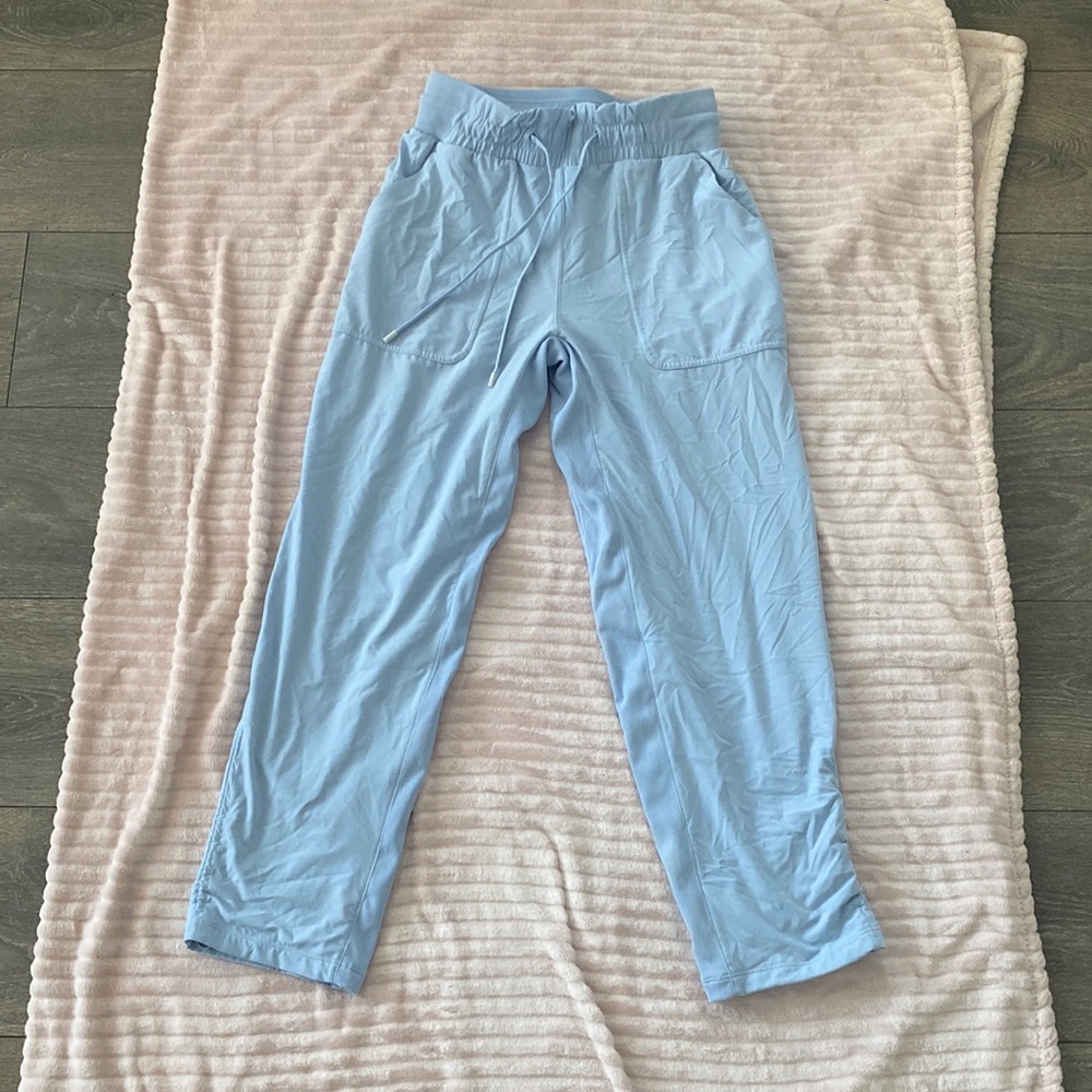 Beyond the Studio Jogger *Double Lined* Crop - Size 4, Blue